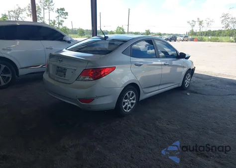 2014 Hyundai Accent Gls z USA, uszkodzony, nr VIN KMHCT4AE0EU728466